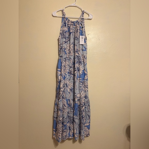 Halston Heritage Dresses & Skirts - Halston Linen Blend Blue Floral Halter Maxi Dress NWT Size M